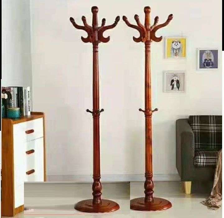 Coat Hangers - Wooden - Mahogany Colour