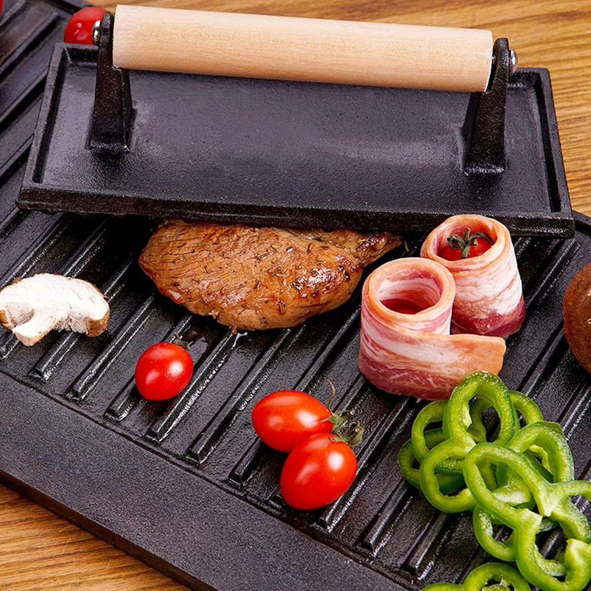 Cast Iron Meat, Burger & Bacon Press with Wooden Handle - Heavy Duty