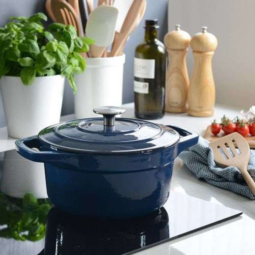 Cast Iron Pot Set -7 Piece