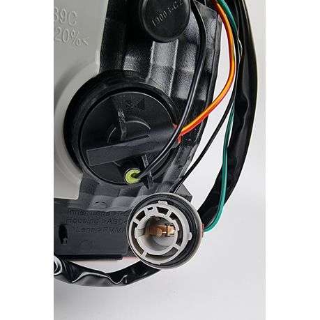 Isuzu D-Max Tail Light Right Use LED globe 2013-2016