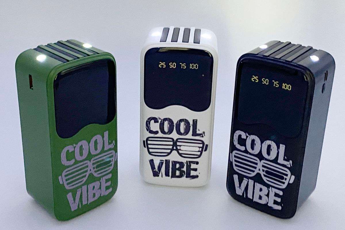 60000mAh 4 In 1 Fast Charging Power Bank With Built In Flash Light