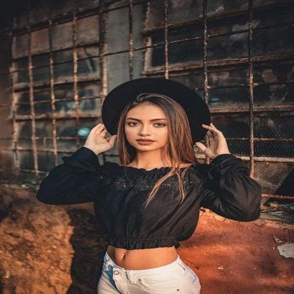 Flat-top round fedora Panama hat-black