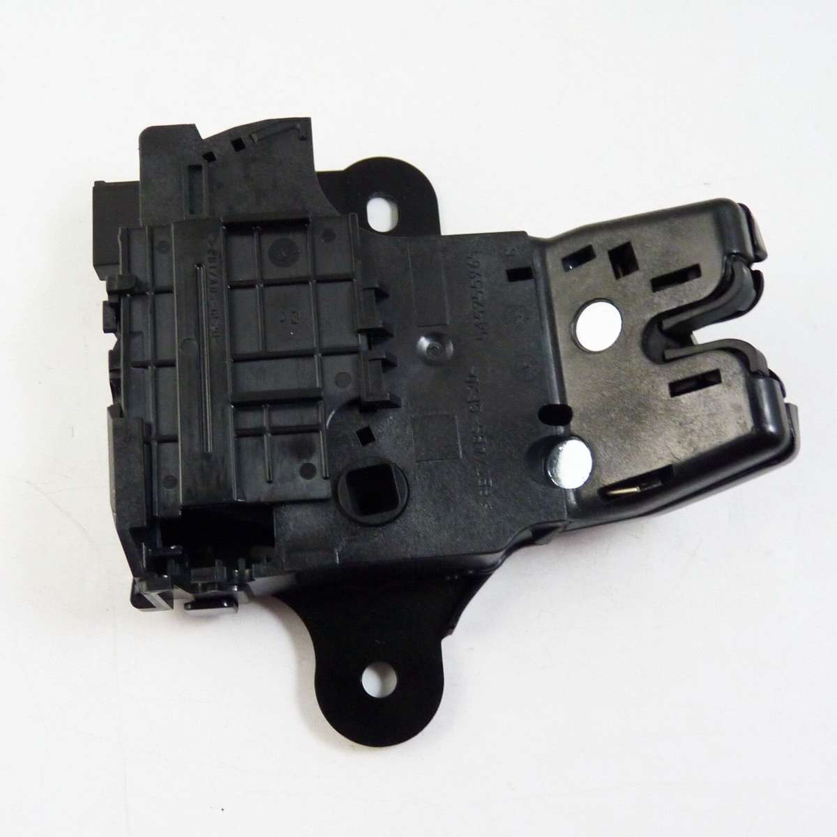 Trunk Lid Latch for Verano Sonic Malibu Cruze Camaro Buick Verano LaCrosse New