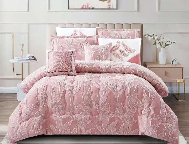 7 Pcs King Size Moffy Comforter Set - Pink