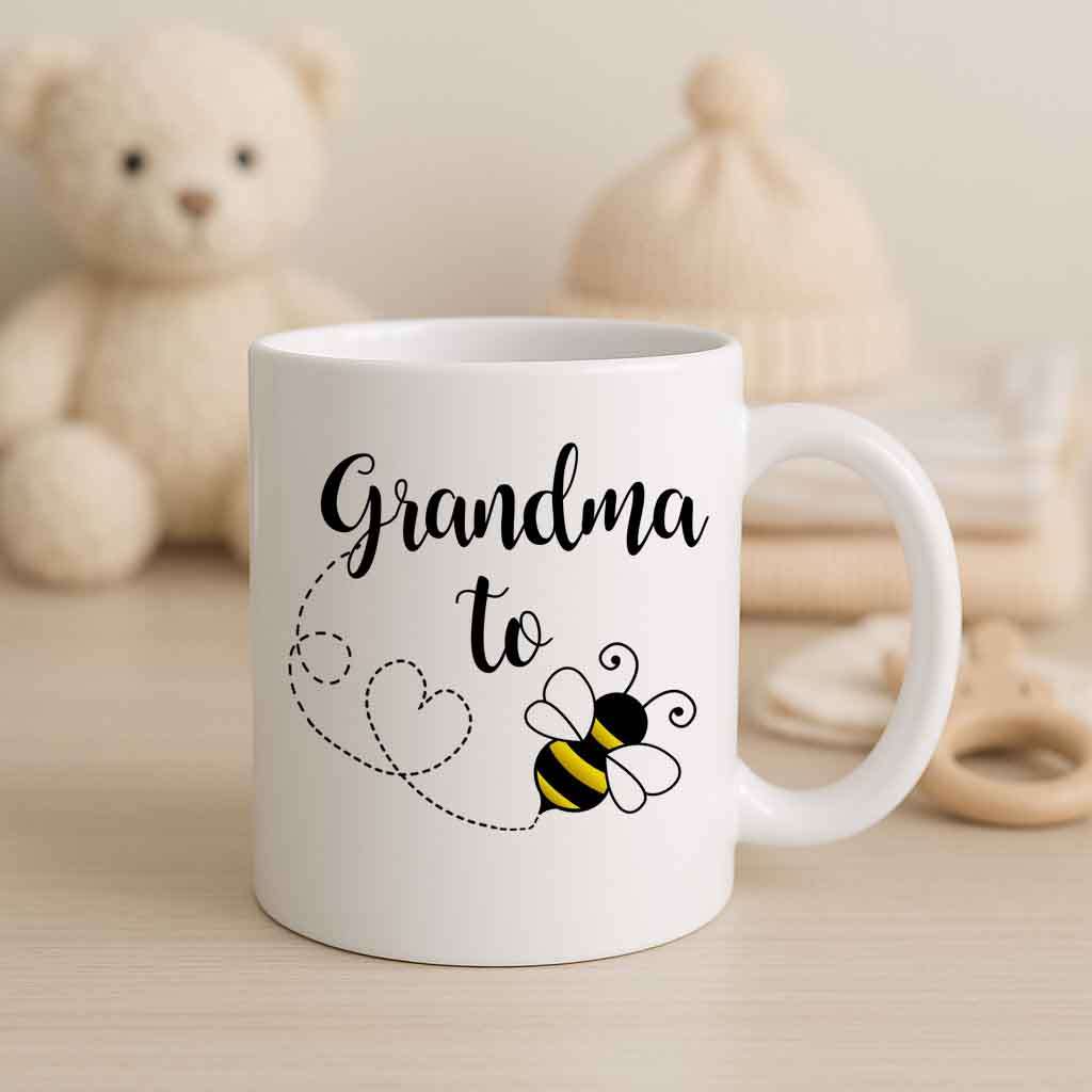Grandma to bee Coffee mug