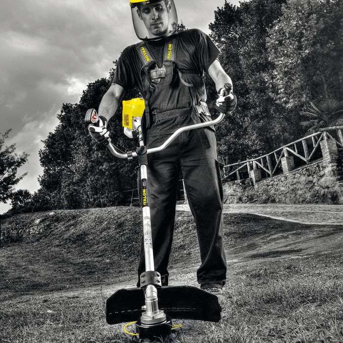 Talon Petrol Brushcutter 2 Stroke 43 cm