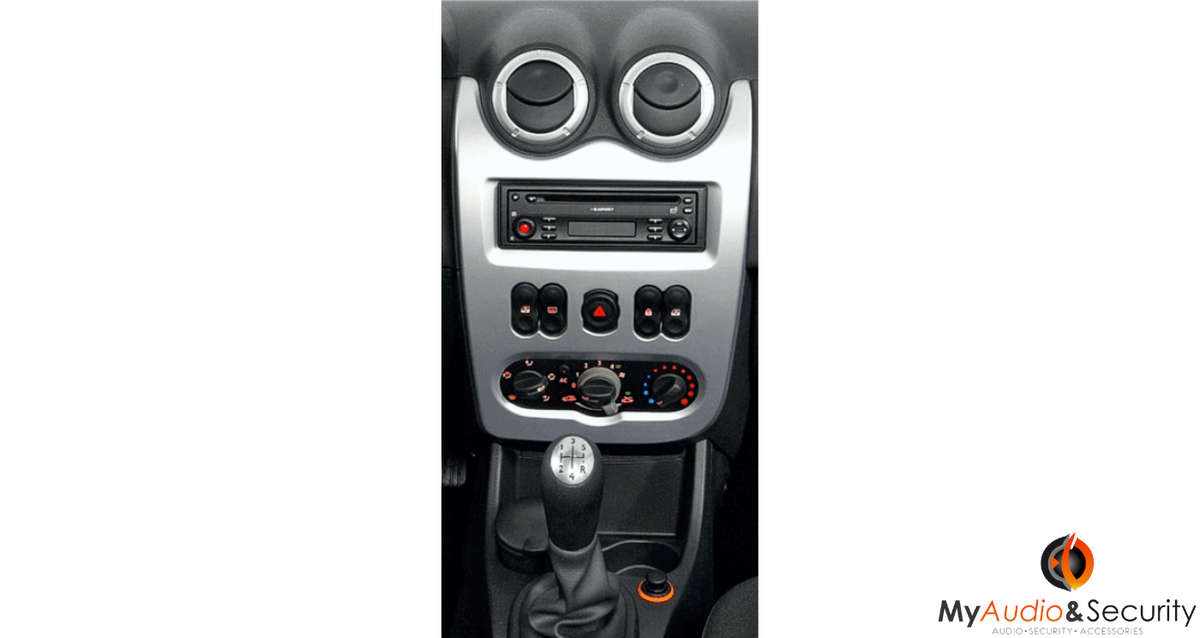 Nissan Np200 Renault Logan 2010-2013 9" Trimplate