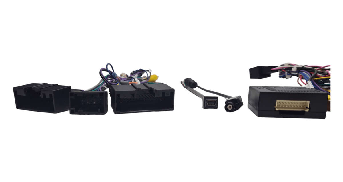 Ford Focus 2012+ 9 inch Trimplate with SWC Canbus and Harness
