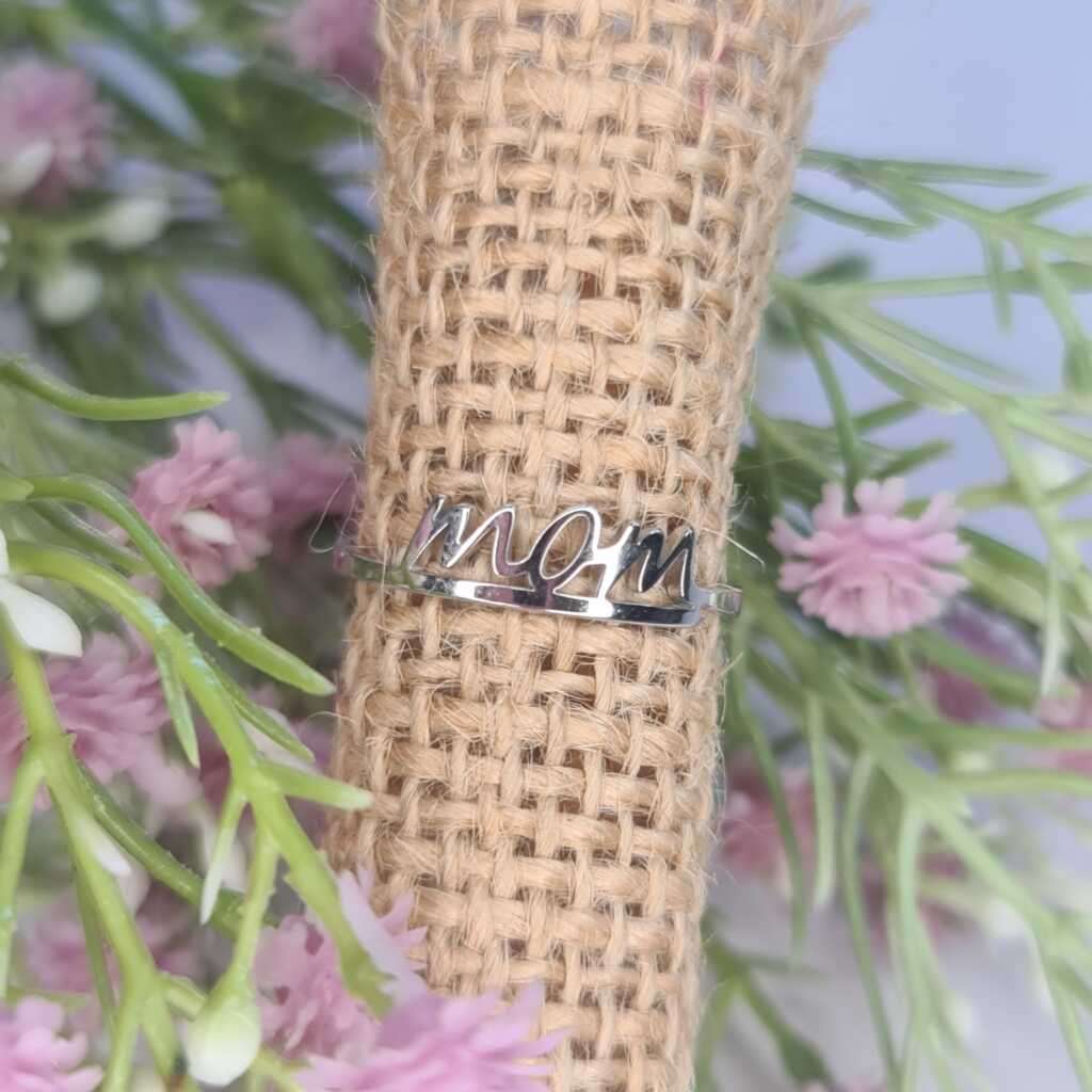 MOM RING, ASSORTED SIZES