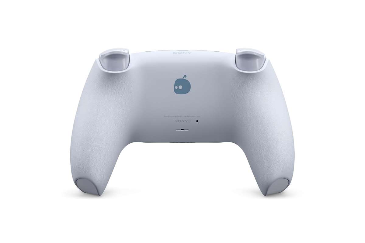Sony DualSense Wireless Controller - Astro Bot Limited Edition