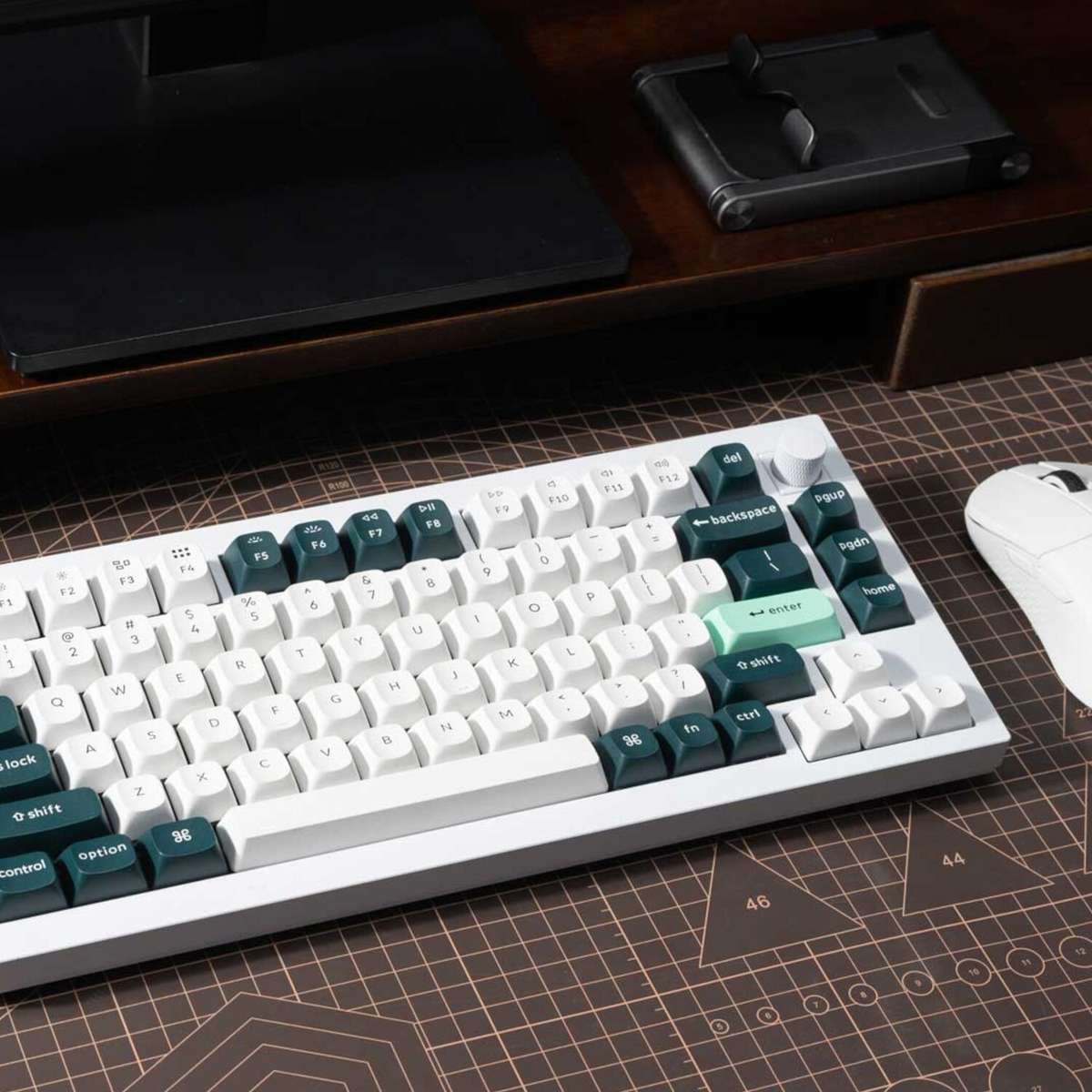 Keychron Q1H-P1 QMK Wireless Custom Keyboard - White