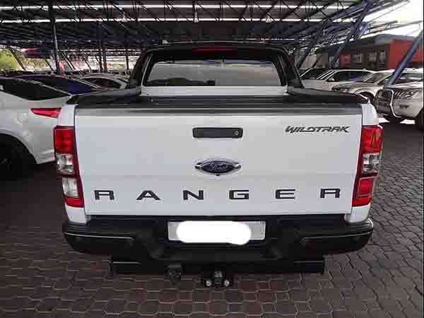 2015- FORD RANGER 2015- Headlamp / HeadLight / Head Light / Head Lamp Front Black Passenger Side