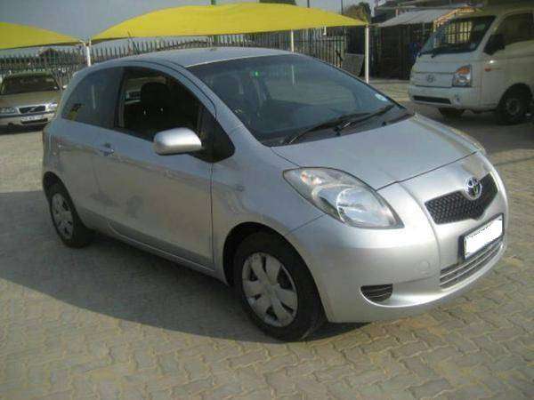 05- TOYOTA YARIS HATCHBACK INNER FENDER RH ( Right Hand Side ) HATCHBACK