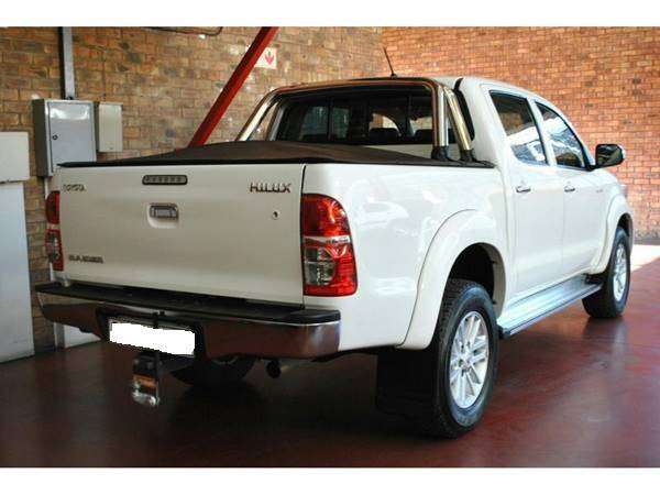 Toyota HILUX  2011- Fog Lights LH