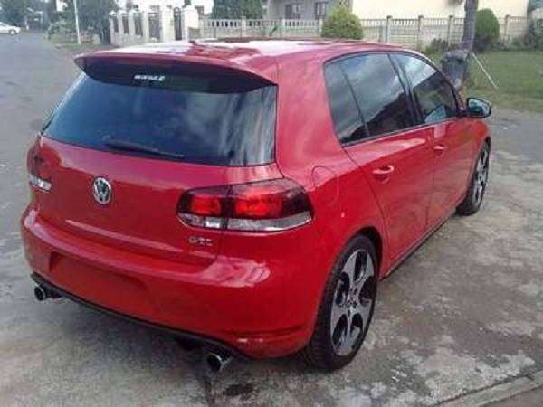 2009- VW GOLF MK6 09- Front Bumper Slide Left Side Passenger Side