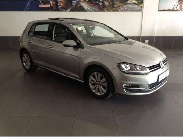 Volkswagen GOLF MK7 2013- Fog Lights RH W/RUBBER