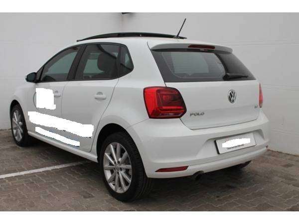 2014 2015 2016 2017 VW POLO MK5 Hatchback Fog Lamp Cover Passenger Side With Hole & Chrome Molding