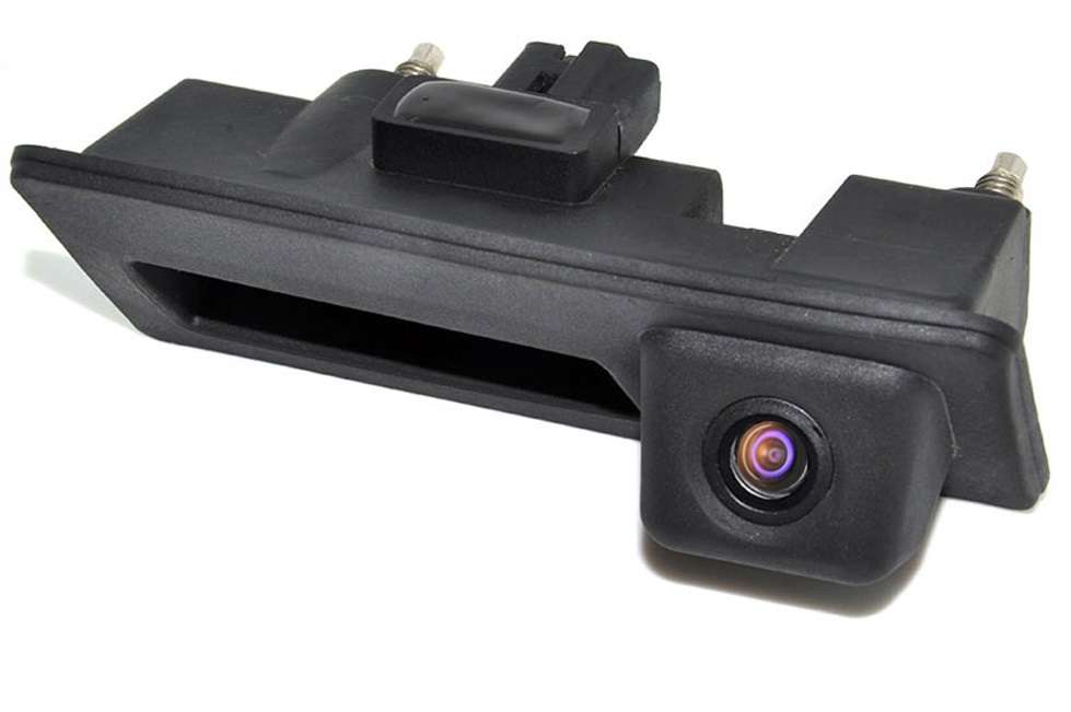 VW Tiguan OEM Reverse Camera