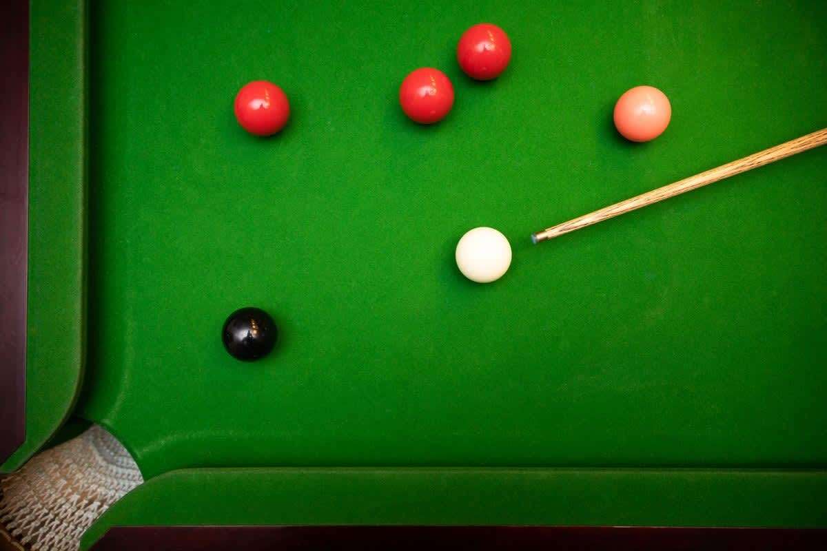 Medalist Striker 1 - Piece Cue - 57"