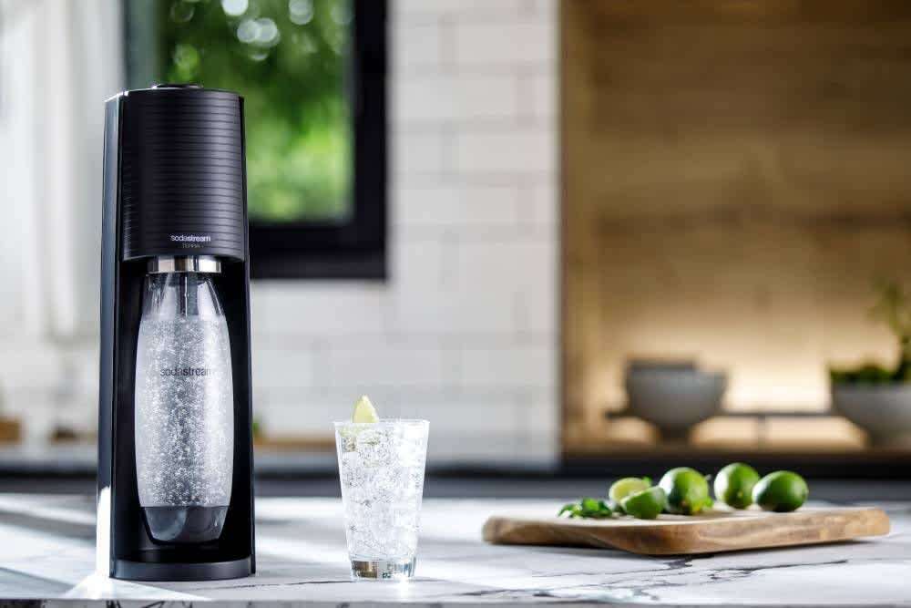 SodaStream Terra Black Sparkling Water Maker &amp; 1L Bottle + CO2 cylinder