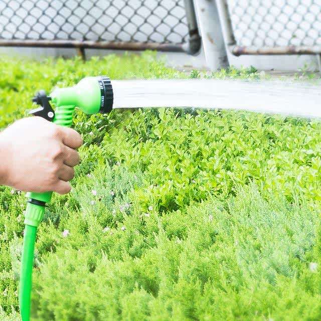 Garden Expandable Hose Pipe with Nozzle - 30 Meters - Green