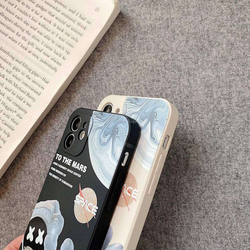 For iPhone 11 Martian Astronaut Pattern Shockproof Phone Case(Black)