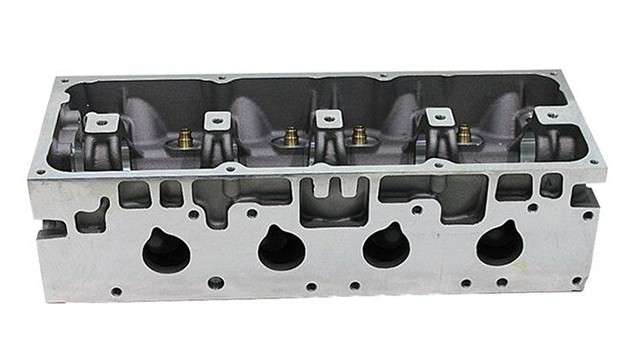 Renault cylinder head w/out valves