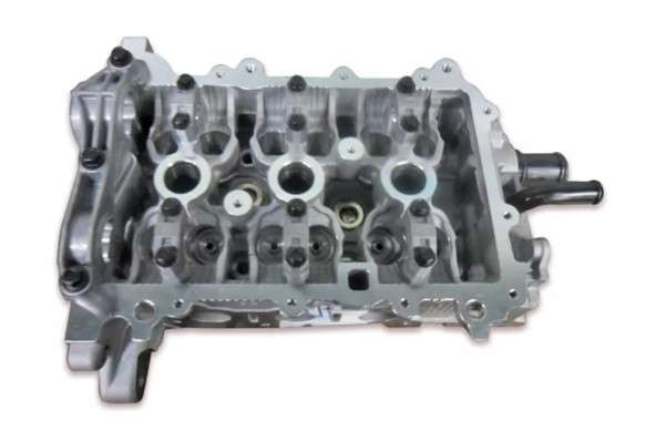 Peugeot cylinder head w/out valves