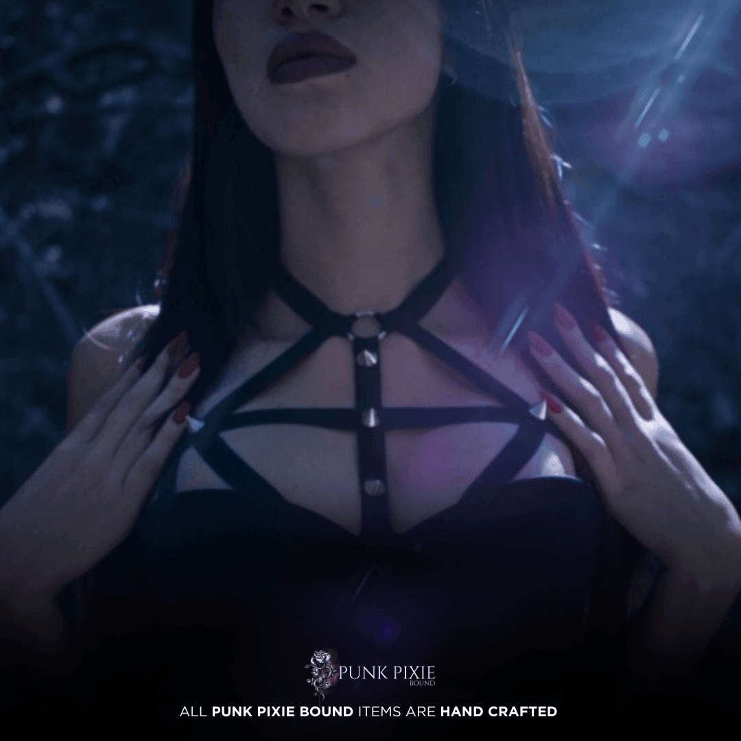 Vampire harness