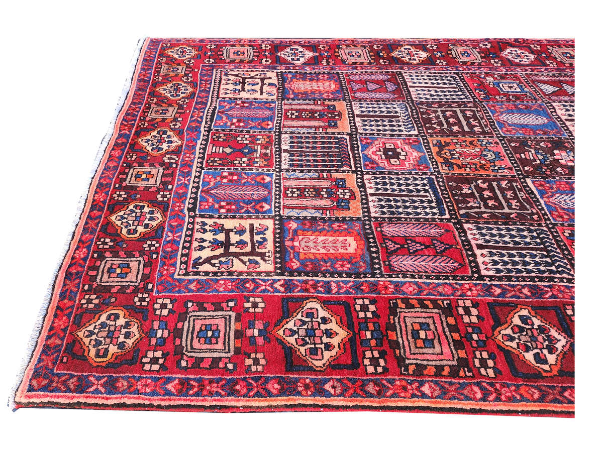 Stunning Pre-loved Bakhtiar Persian Carpet 315 x 216 cm  Thick Wool Handmade Rug