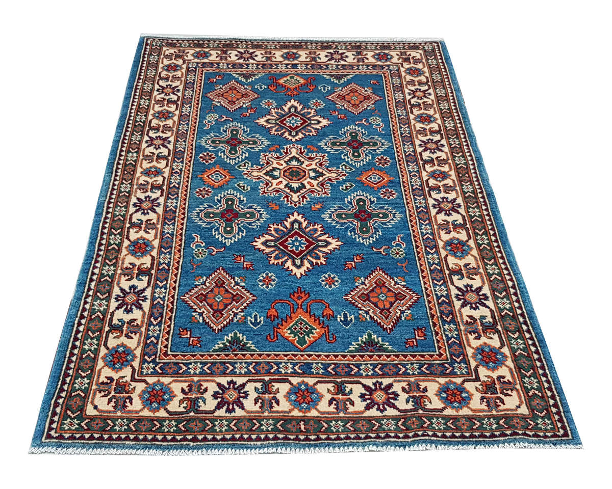 Stunning Handmade Kazaq Carpet 177 x 119cm