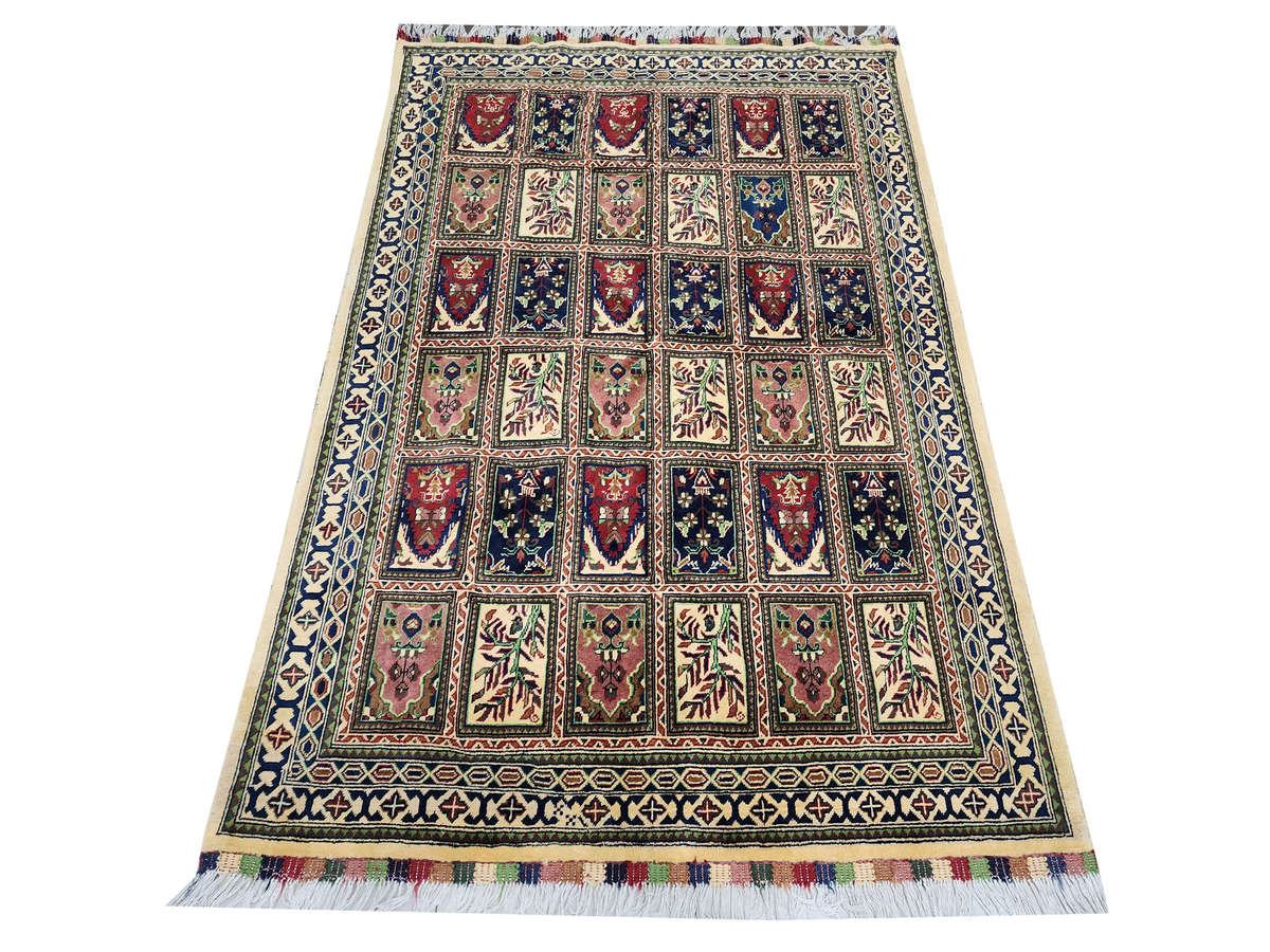 Beautiful Fine Ariana Carpet 208 x 154