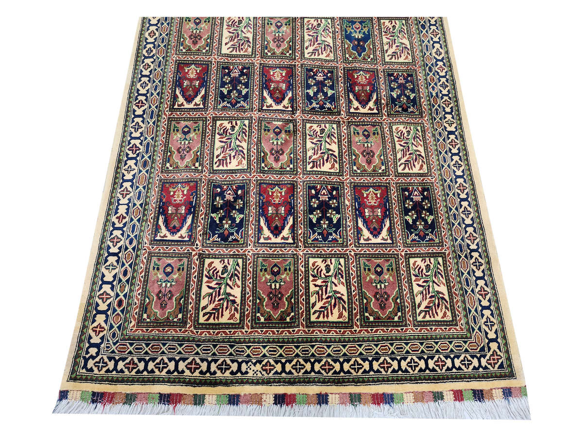 Beautiful Fine Ariana Carpet 208 x 154