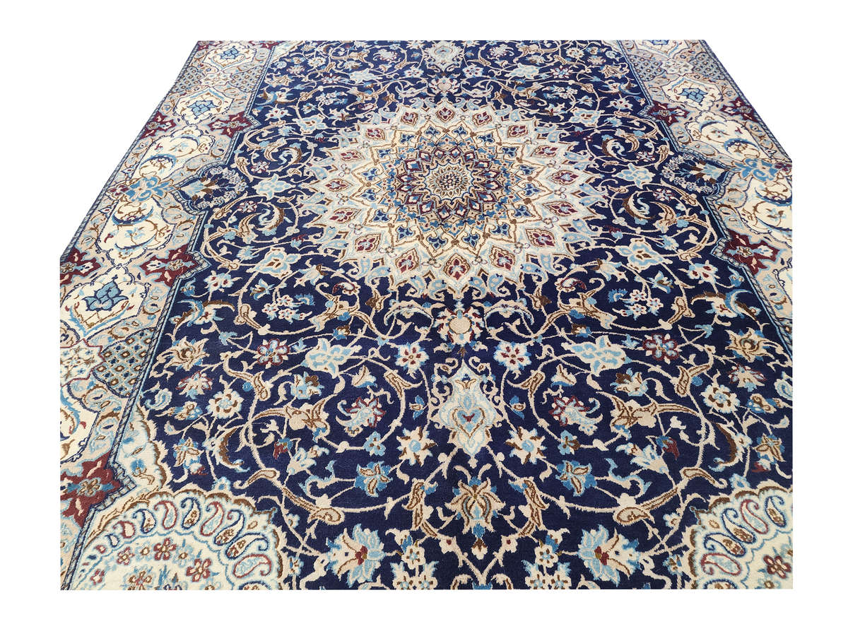 Stunning Second Hand Persian Nain Carpet 318 x 207 CM
