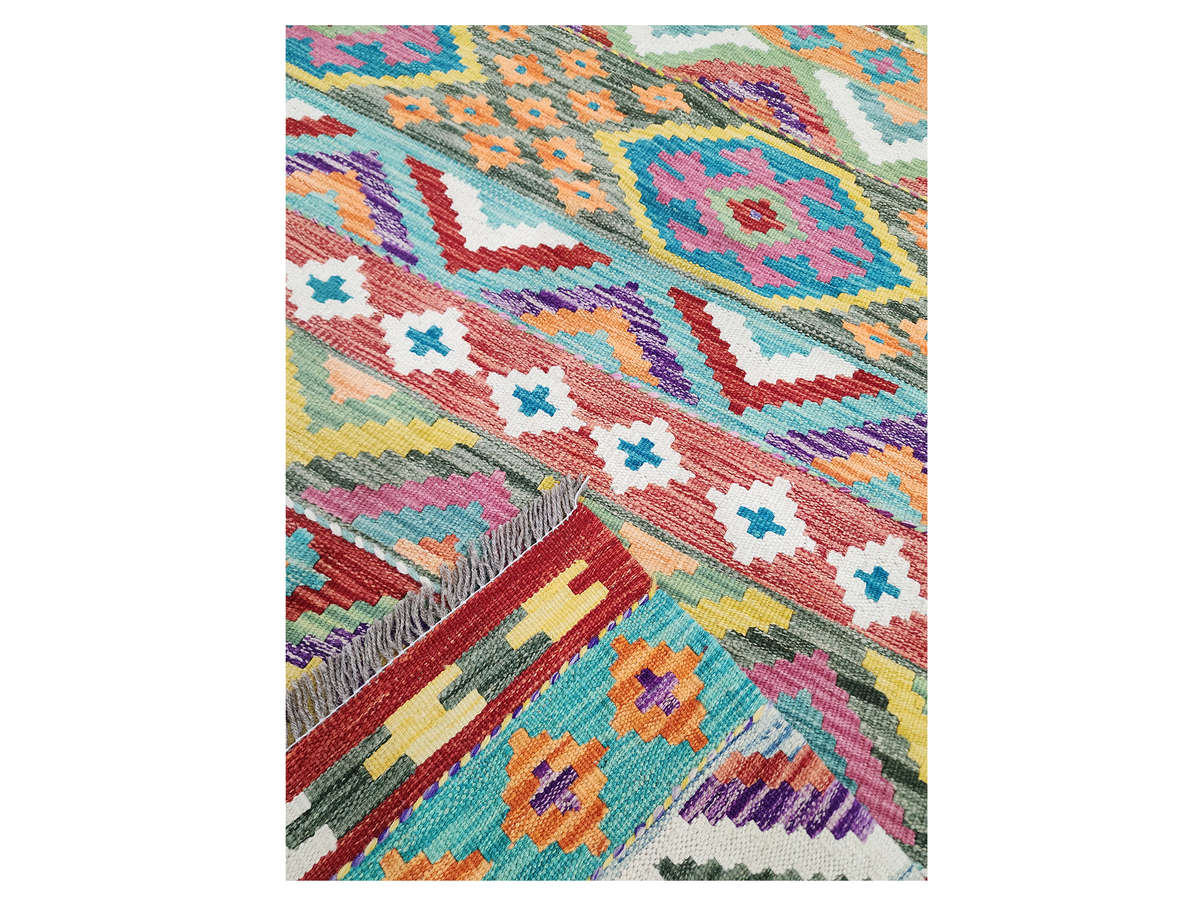 Stunning Afghan Choubi kilim 175 x 118 CM