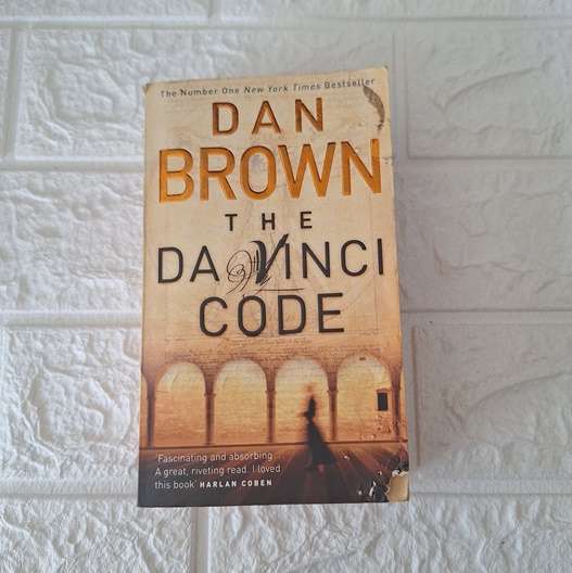 The Da Vinci Code - Dan Brown