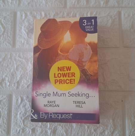 Mills & Boon - Single Mum Seeking 3 in 1