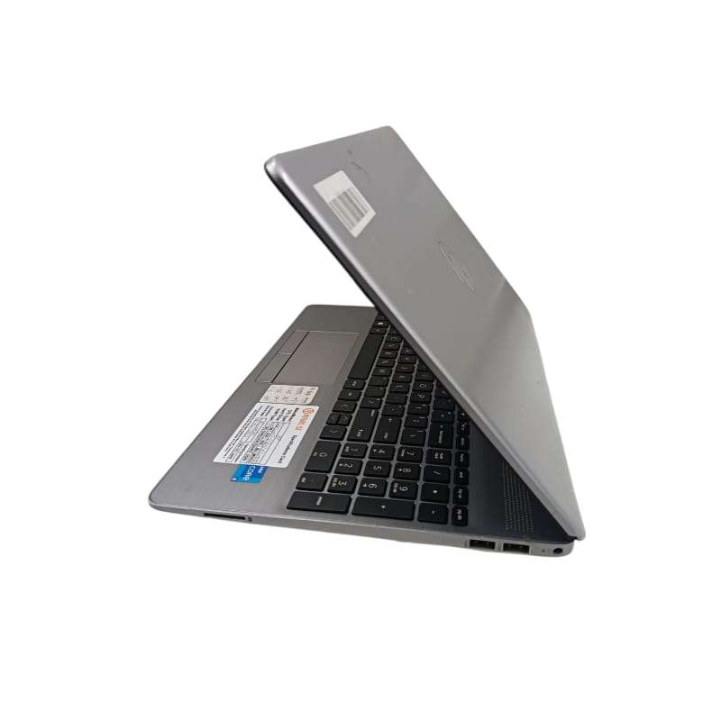 HP 250 G8 Intel Core i5-1135G7 @2.40GHz