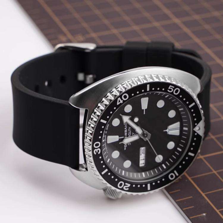 Stainless Steel Silver Pin Buckle Solid Color Silicone Waterproof Watch Band, 24mm