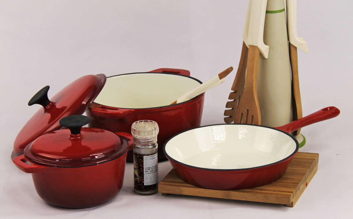 Fine Living | Lifestyle Cast Iron Set - 5pc - Red