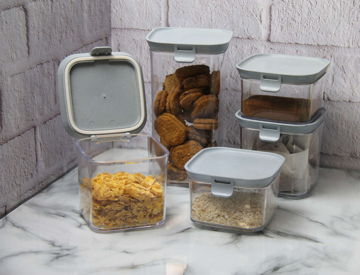 6 pc Storage Container Set - with Clips