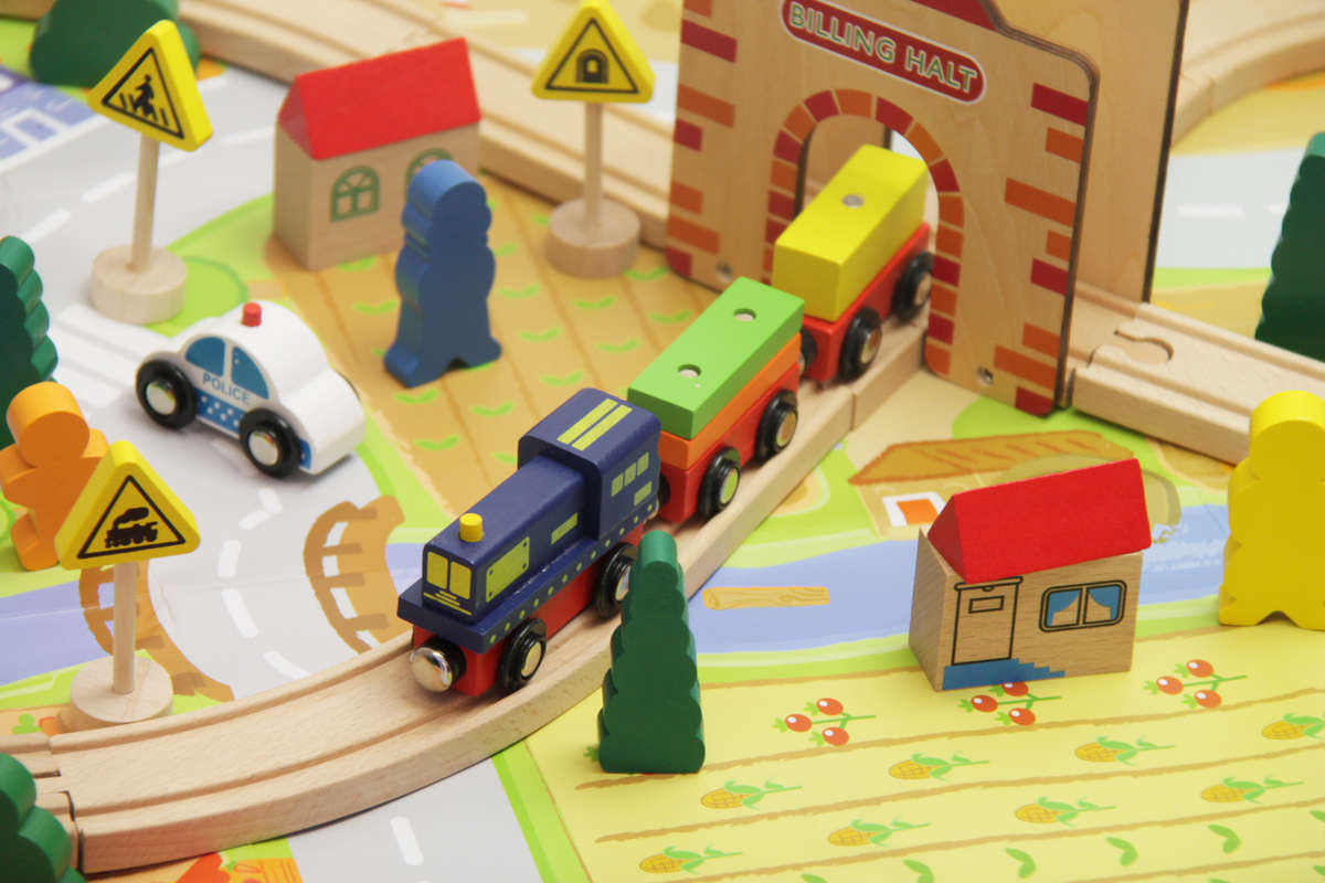 Jeronimo - Wooden Train Set 54pc