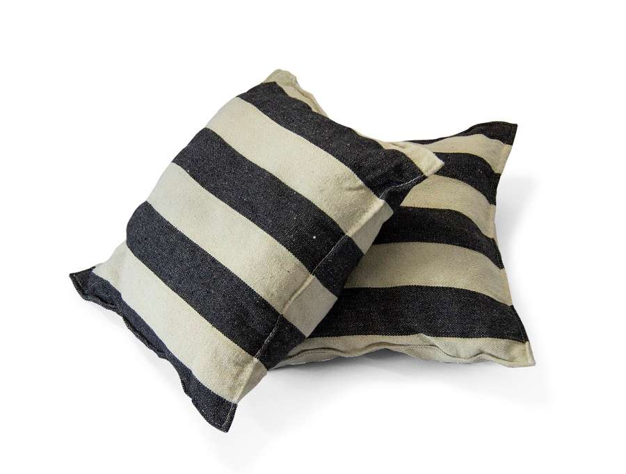 Finery - Hammock Scoop Chair - Black/White Stripe