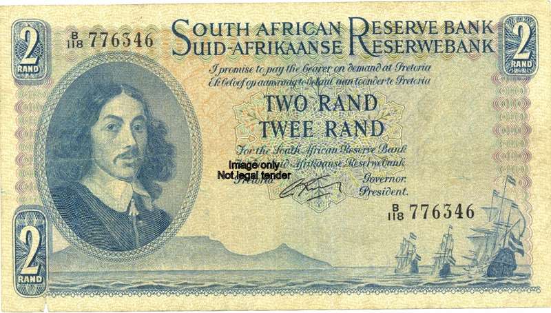 R2 first and only issue *** Rissik  *** Fine *** Small tear on BL