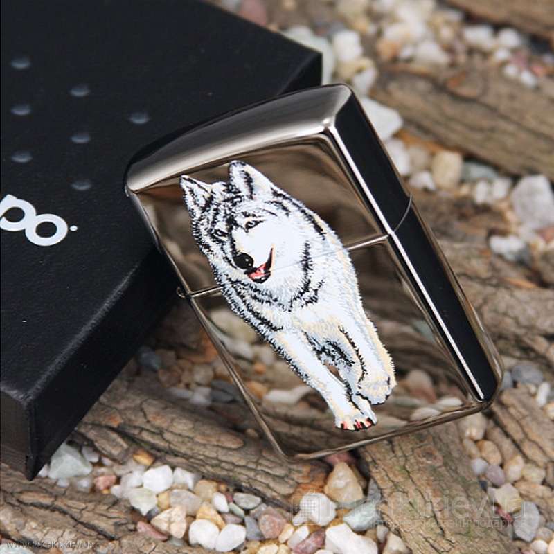 Zippo 769 - Wolf & FREE wick and flints