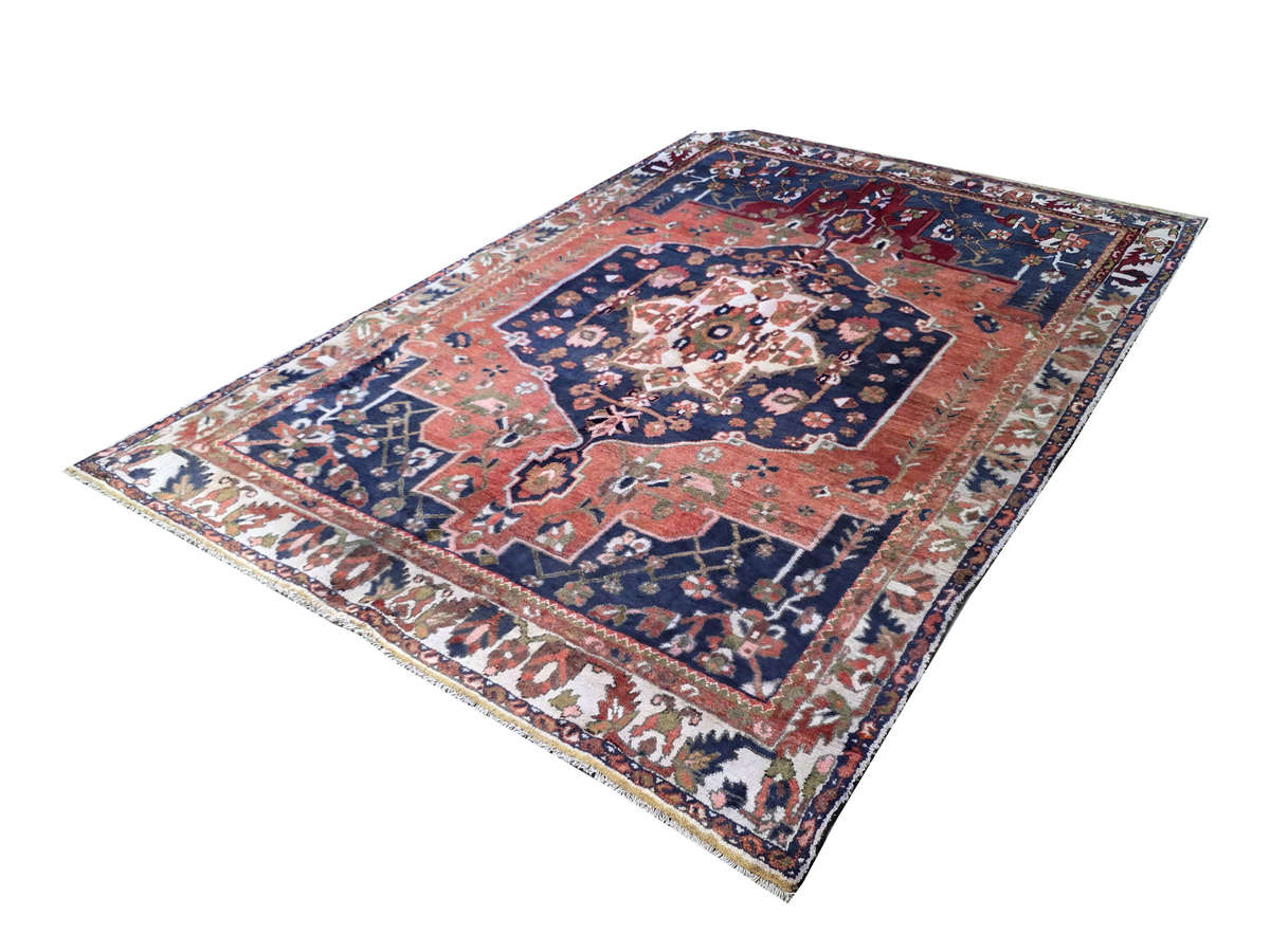 Beautiful Persian Hamadan Carpet - 300 x 195 CM