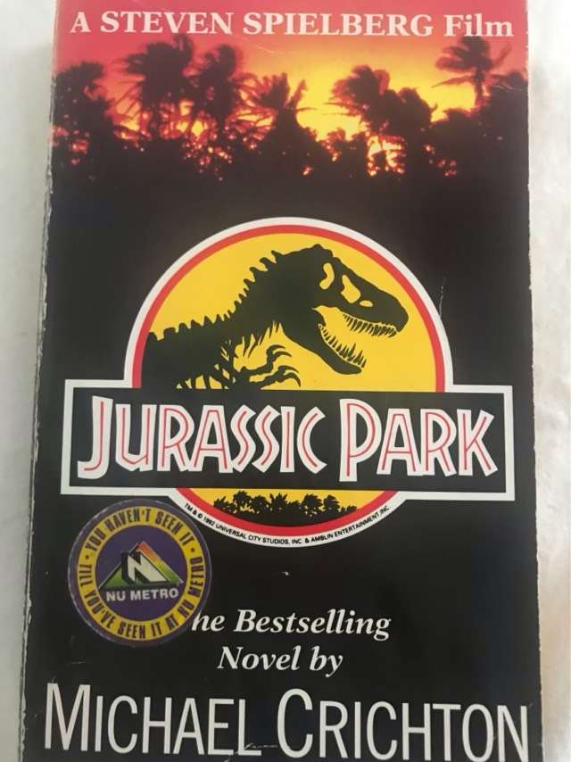 Jurassic Park - Michael Crichton
