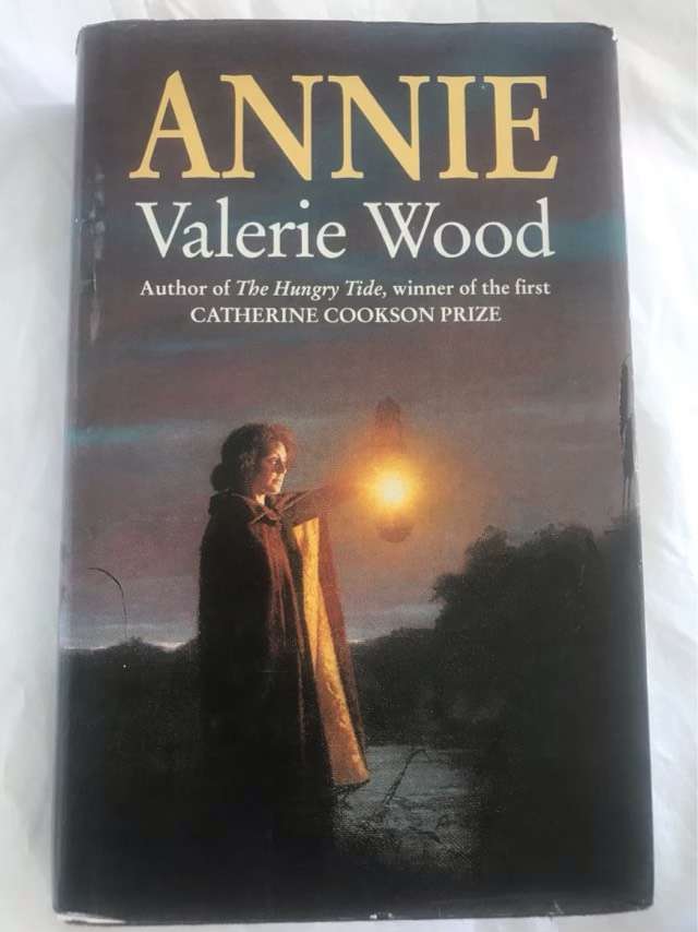 Annie - Valerie Wood