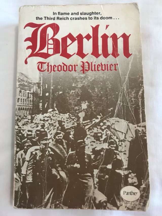 Berlin - Theodor Plievier
