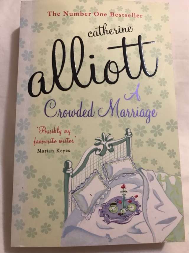A Crowded Marriage - Catherine Alliott